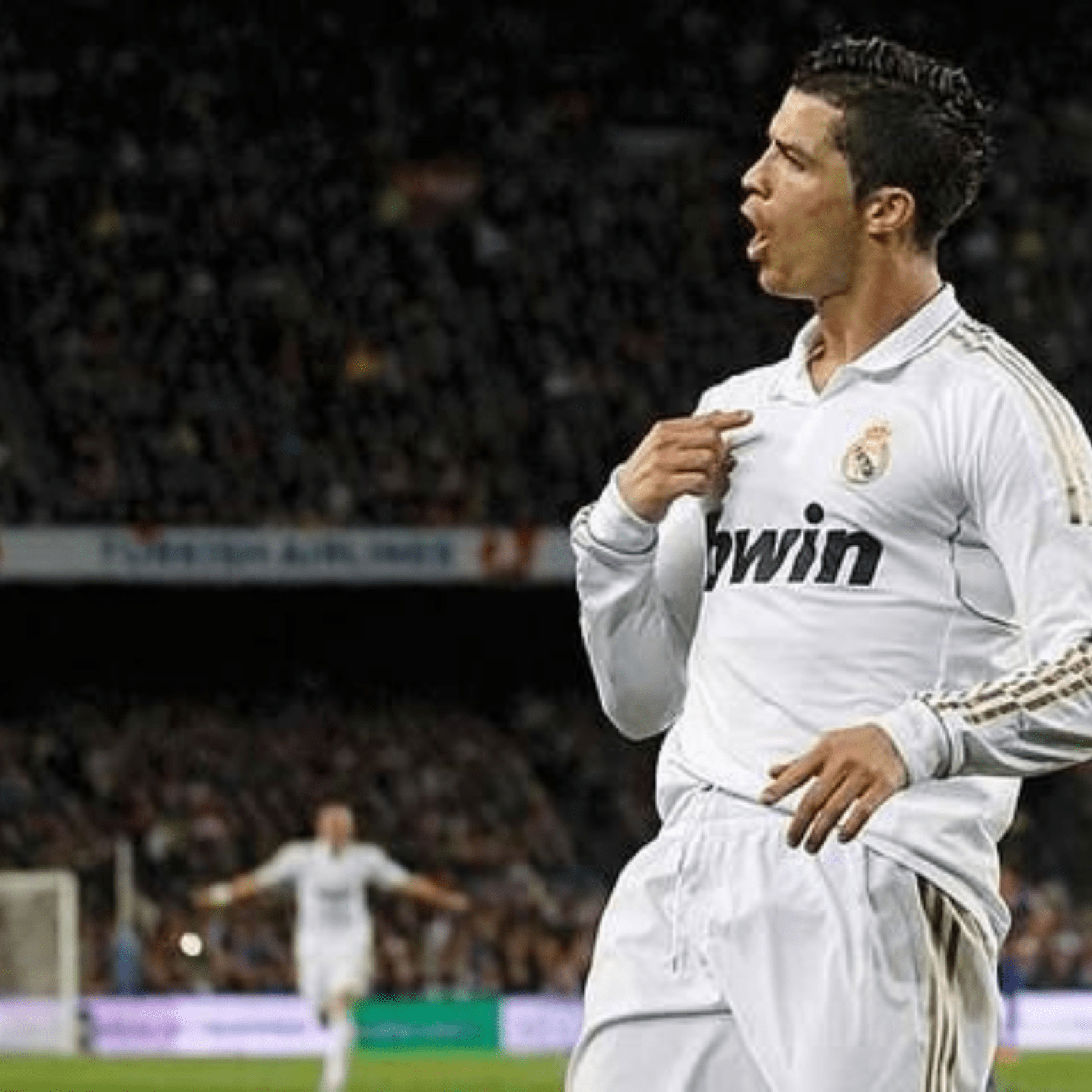 Jersey Local  Real Madrid 2011-2012