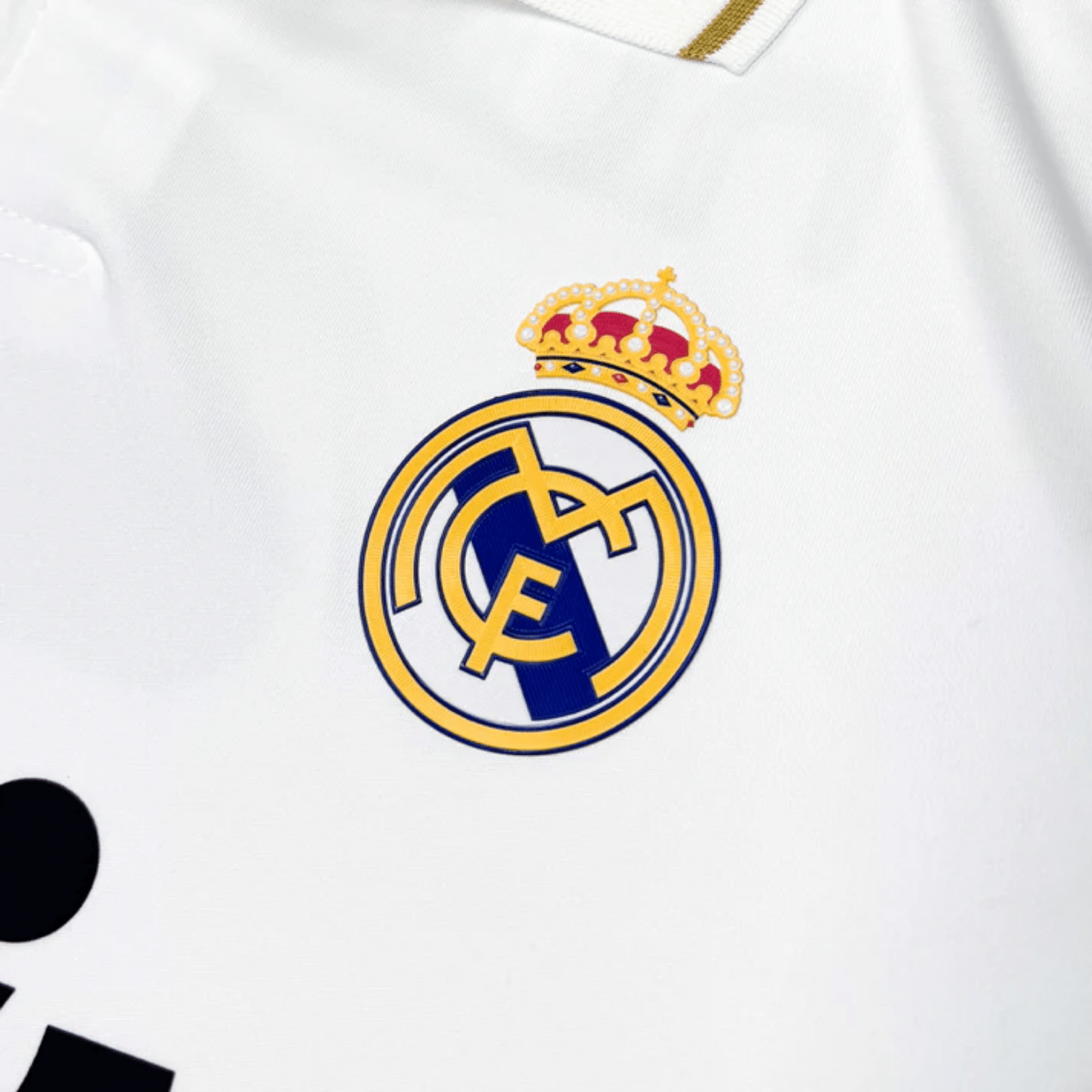 Jersey Local  Real Madrid 2011-2012
