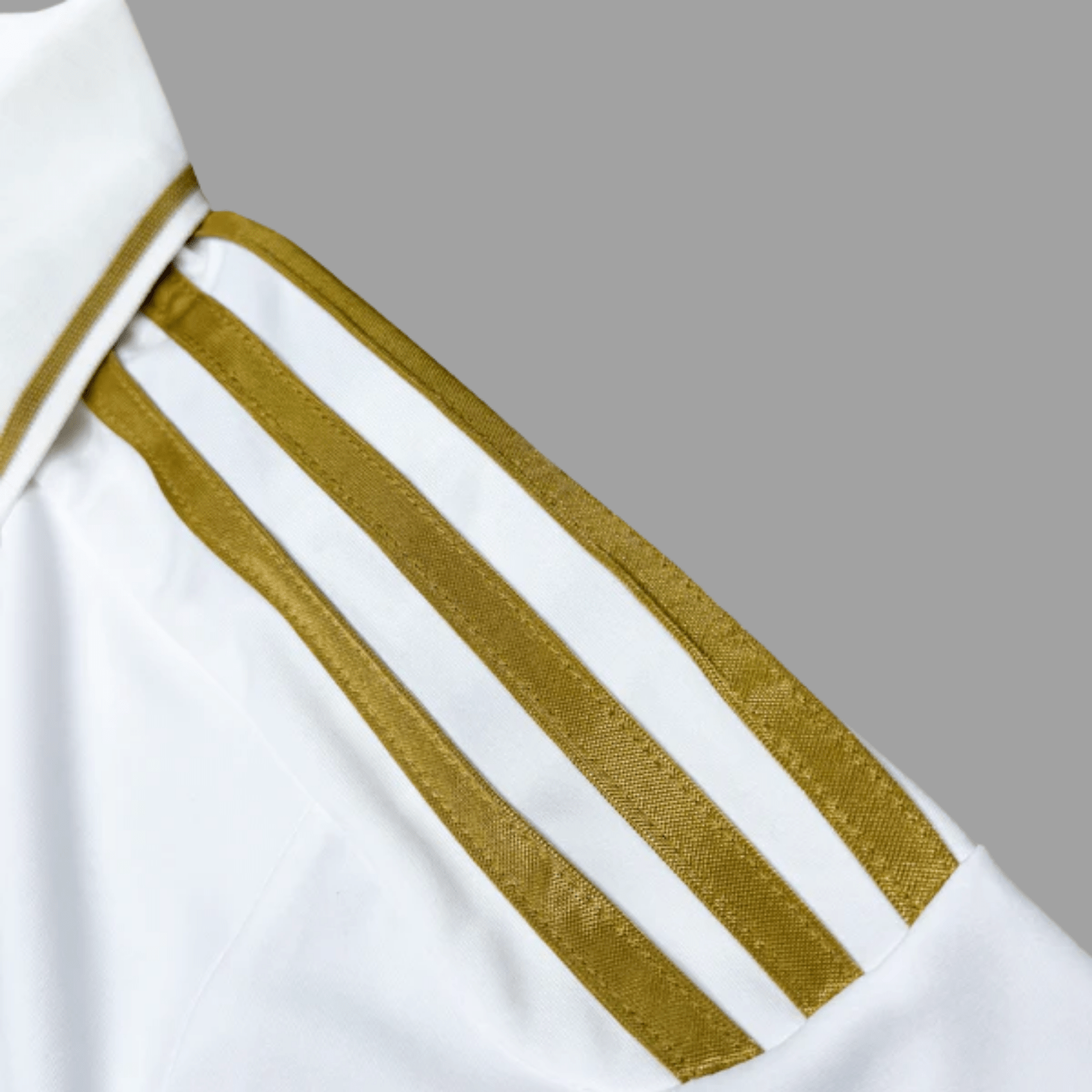Jersey Local  Real Madrid 2011-2012