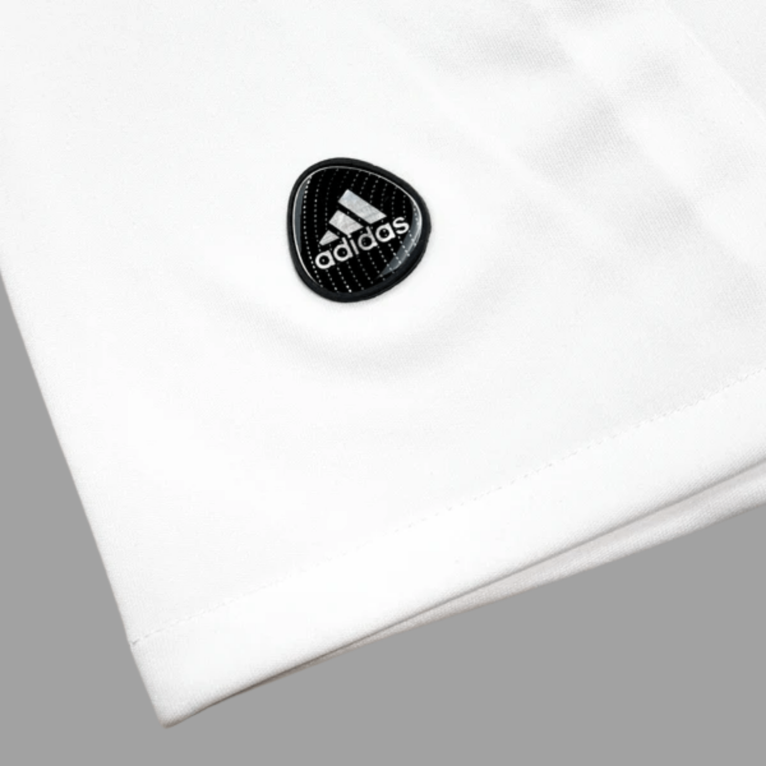 Jersey Local  Real Madrid 2011-2012